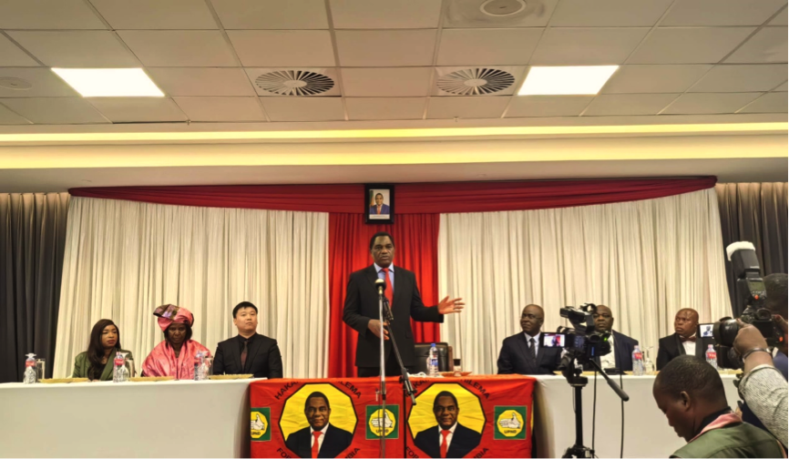 九洲酷游资源总裁助理王治伟受邀 出席赞比亚总统晚宴